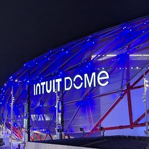 Encore Inn